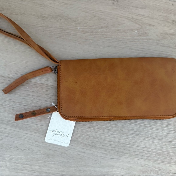 Free People Tan  vegan Leather Wristlet NWT - Picture 1 of 3